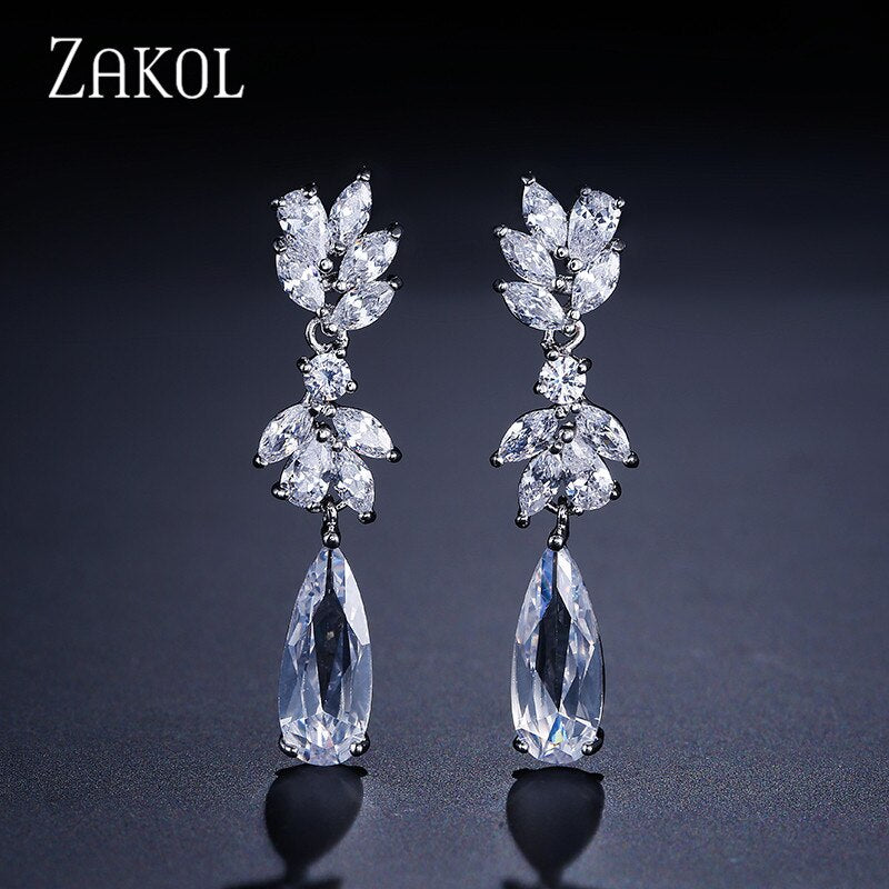 Brincos Nupciais de Zircônia Branca - Zakol Dangle