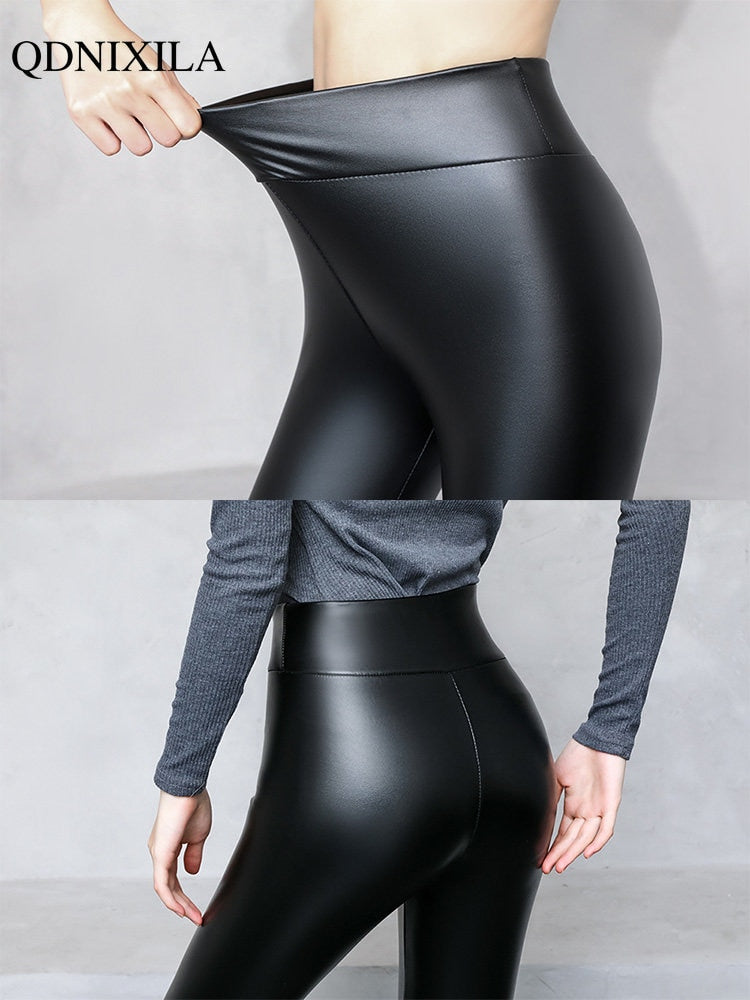 Leggings SlimFit em Couro